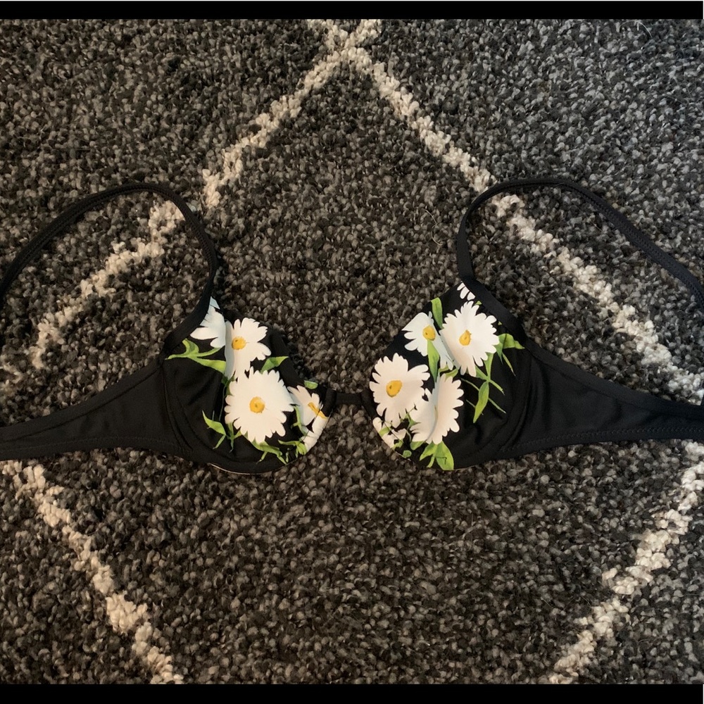 Vintage daisy suit top